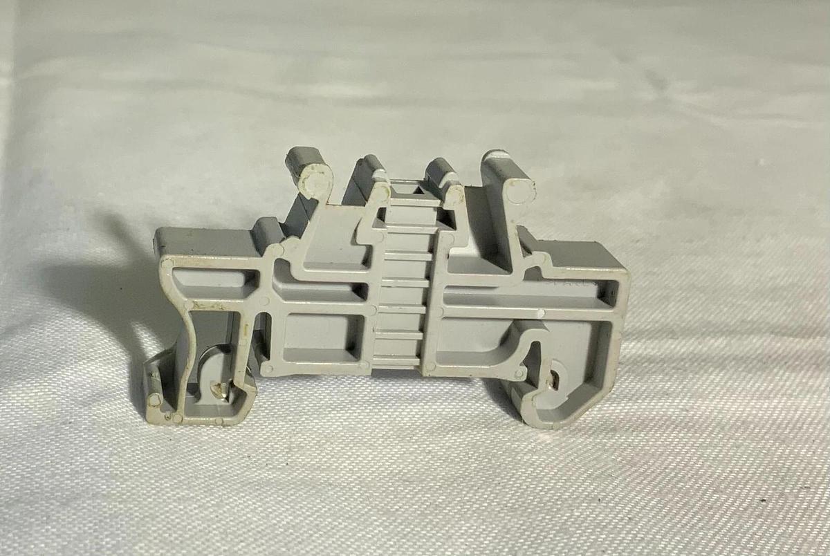 PHOENIX CONTACT CLIPFIX 35 ($1/EACH OBO)