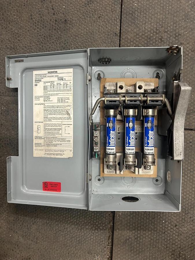 Used Siemens SN452 Type 1 Enclosed Switch $100!!!