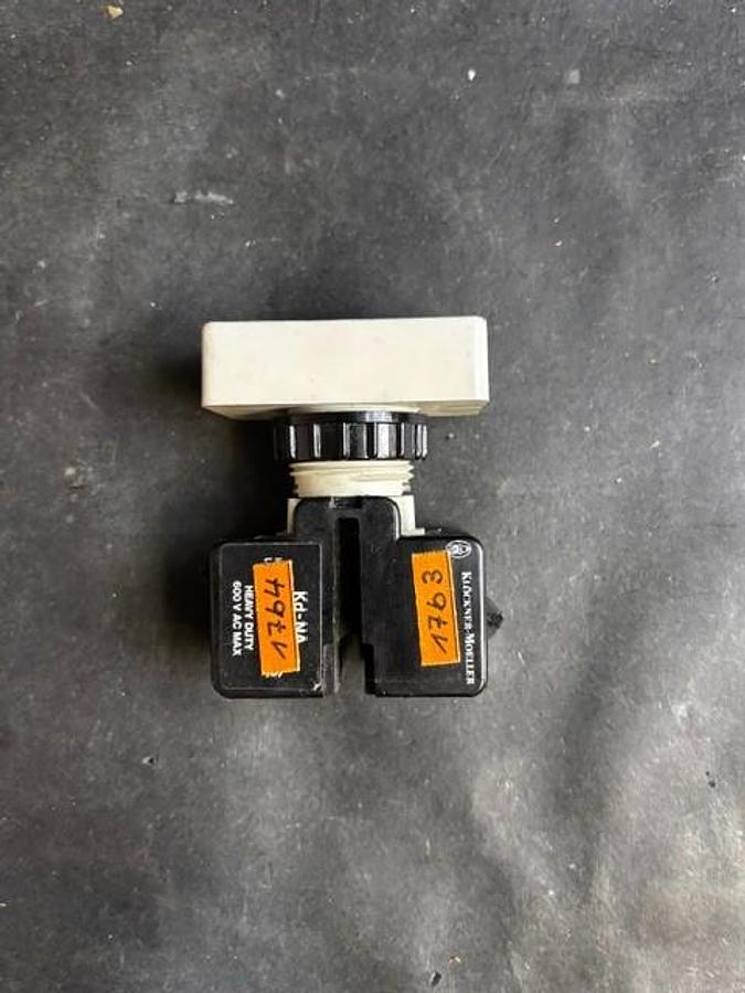 Used MOELLER KD-NA START/STOP SWITCH