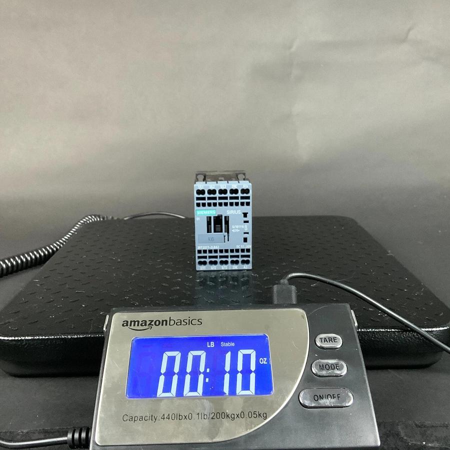 SIEMENS 3RT2017-2LB42 CONTACTOR ($70 OBO)