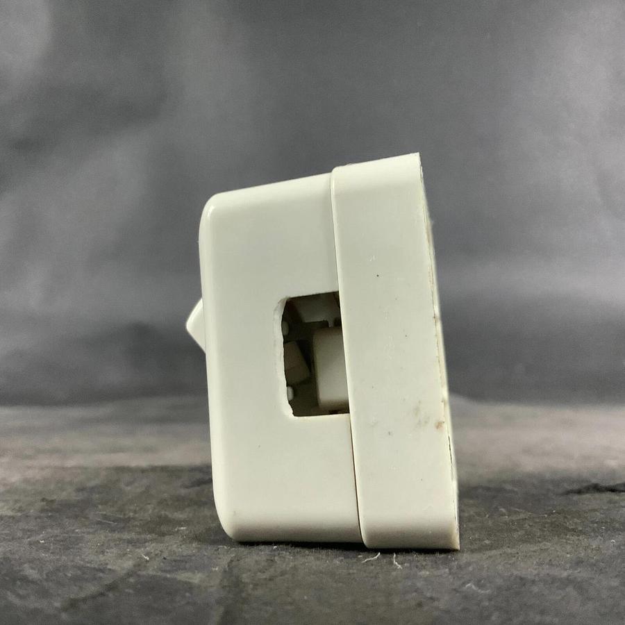 Used TOSHIBA DS-1071 EXPOSED SWITCH ($7 OBO)