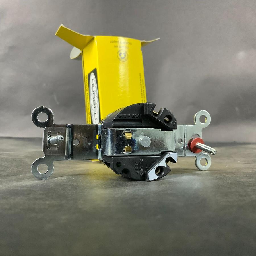HUBBELL HBL4710 TWIST LOCK RECEPTACLE ($20 OBO)
