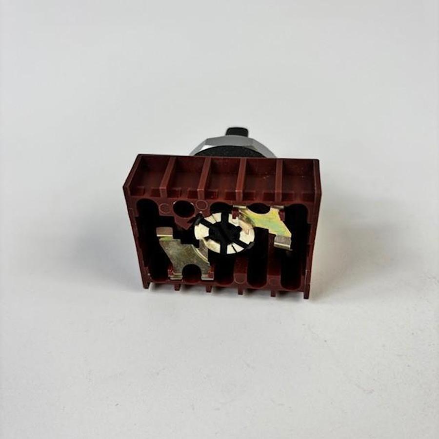 Used SIEMENS 3SB06-3BKB SELECTOR SWITCH