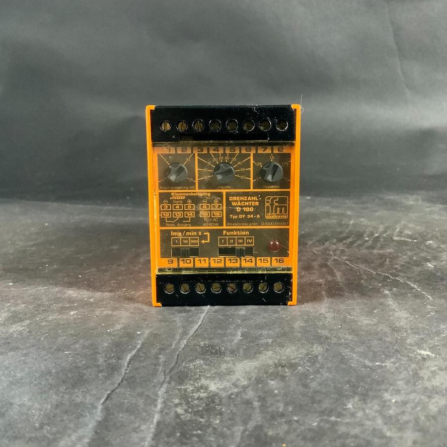 Used IFM ELECTRONIC DREHZAHLWÄCHTER D100 SPEED CONTROLLER ($25 OBO)