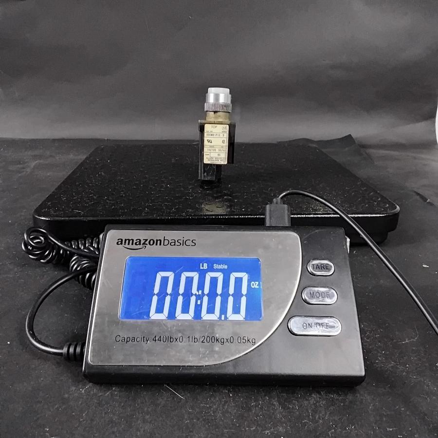 Used ALLEN BRADLEY 800MR-P16 SERIES D WHITE PILOT LIGHT ($15 OBO)