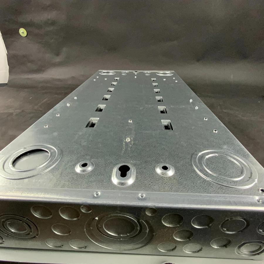 Used EATON BRP30L200G MAIN LUG LOAD CENTER ($125 OBO) 786689044084