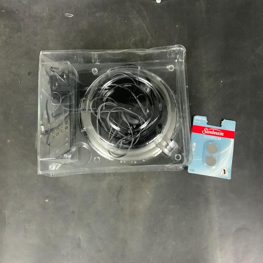 Used IOGEAR GVS881 8 PORT CONFERENCE VIDEO SWITCH ($25 OBO)