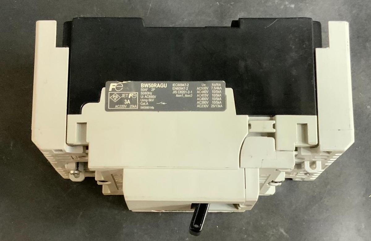 Used FUJI ELECTRIC BW50RAGU-2P003 2 POLE 240V AC ( $15 OBO)