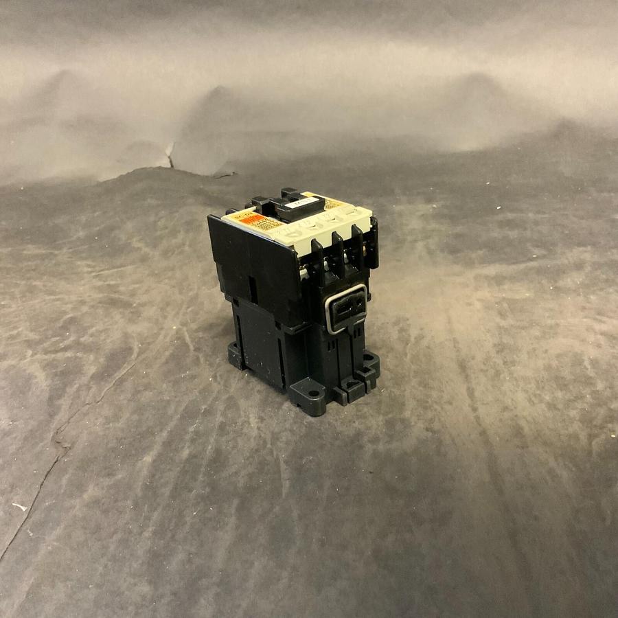 Used FUJI SC-03 MAGNETIC CONTACTOR ($40 OBO)