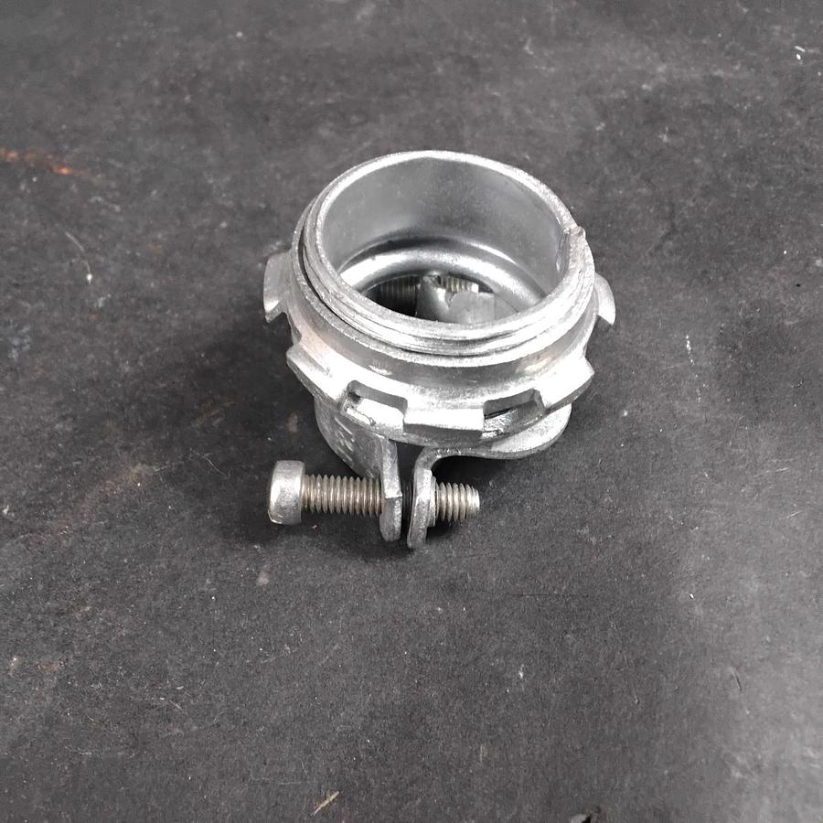 Used THOMAS & BETTS 3304 CLAMP-TYPE CABLE CONNECTOR ($10 OBO)