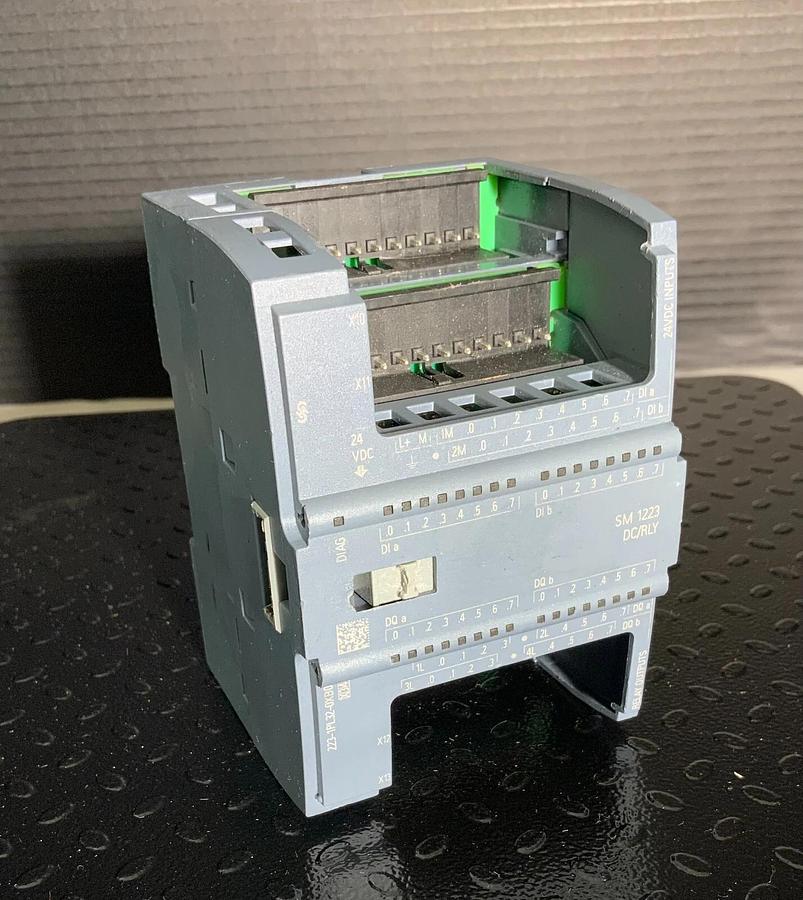 SIEMENS 6ES7223-1PL32-0XB0 ($119.99/EACH OBO)
