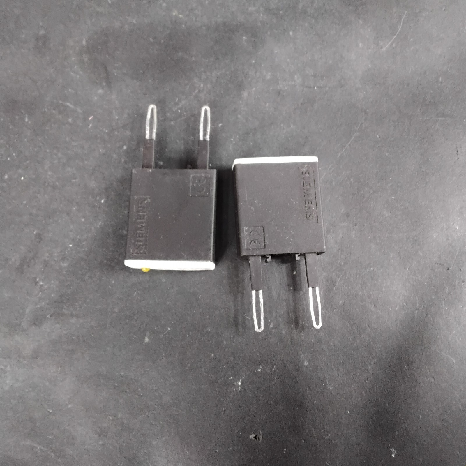 Used SIEMENS 3RT1916-1JK00 SURGE SUPPRESSORS ($3/EACH OBO)