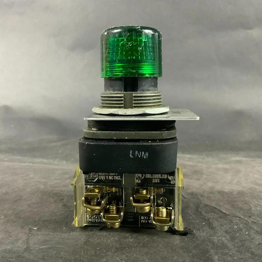 Used ALLEN BRADLEY 800T-PA16 PUSH BUTTON ($15 OBO)