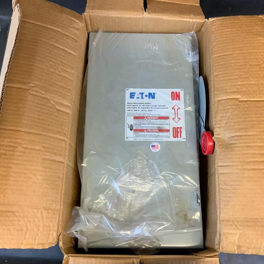 EATON DH323FGK HEAVY DUTY SAFETY SWITCH ($75 OBO)