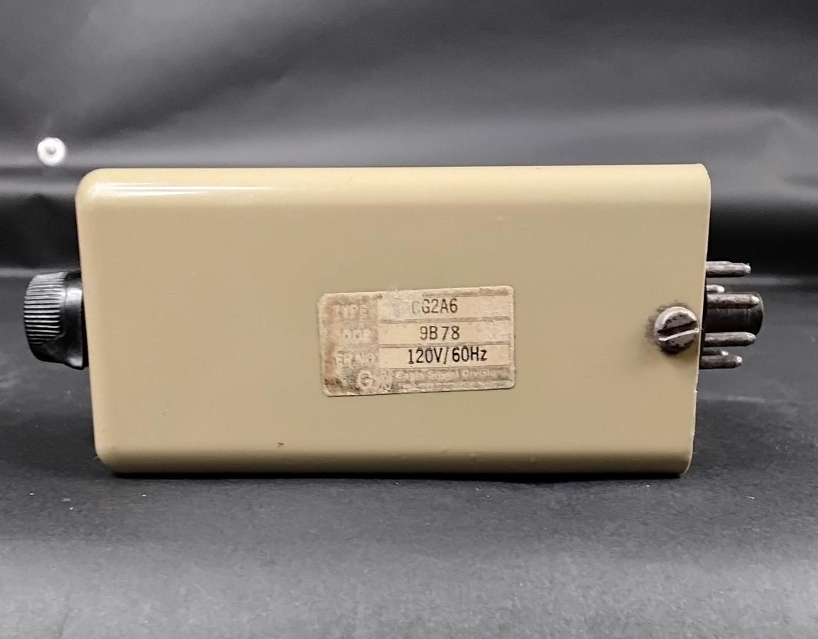 Used EAGEL SIGNAL CG2A6 TIME DELAY RELAY ($16 OBO)