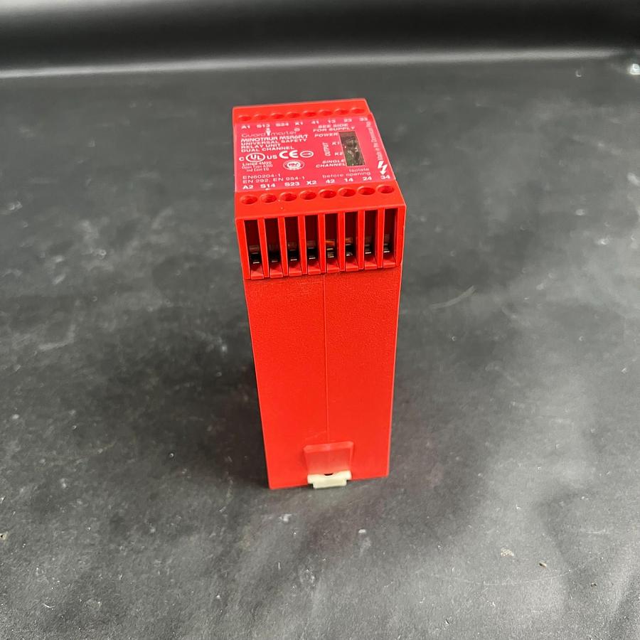Used ALLEN BRADLEY MSR6R/T SAFETY RELAY ($180 OBO)