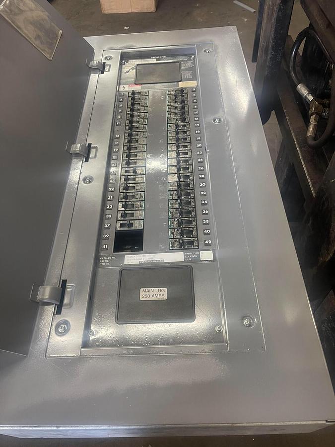 Used SIEMENS S2E42ML250ATS 250A Panelboard ($1,299.99 OBO!!!)