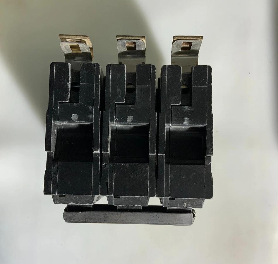 GENERAL ELECTRIC RT 693 50 AMP ($49.99 OBO)