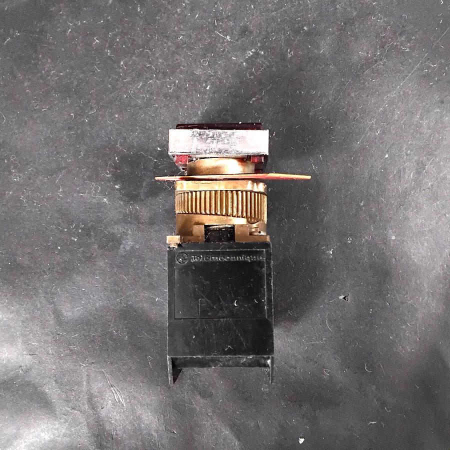 Used TELEMECANIQUE INDUSTRIAL PUSHBUTTON SWITCH ($13 OBO)