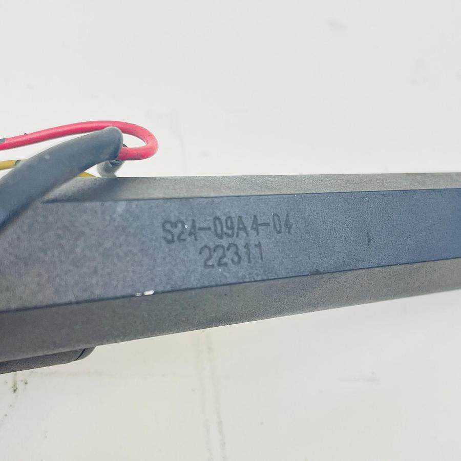 Used THOMSON S24-09A4-04 22311 LINEAR ACTUATOR INDUSTRIAL MOTION CONTROL