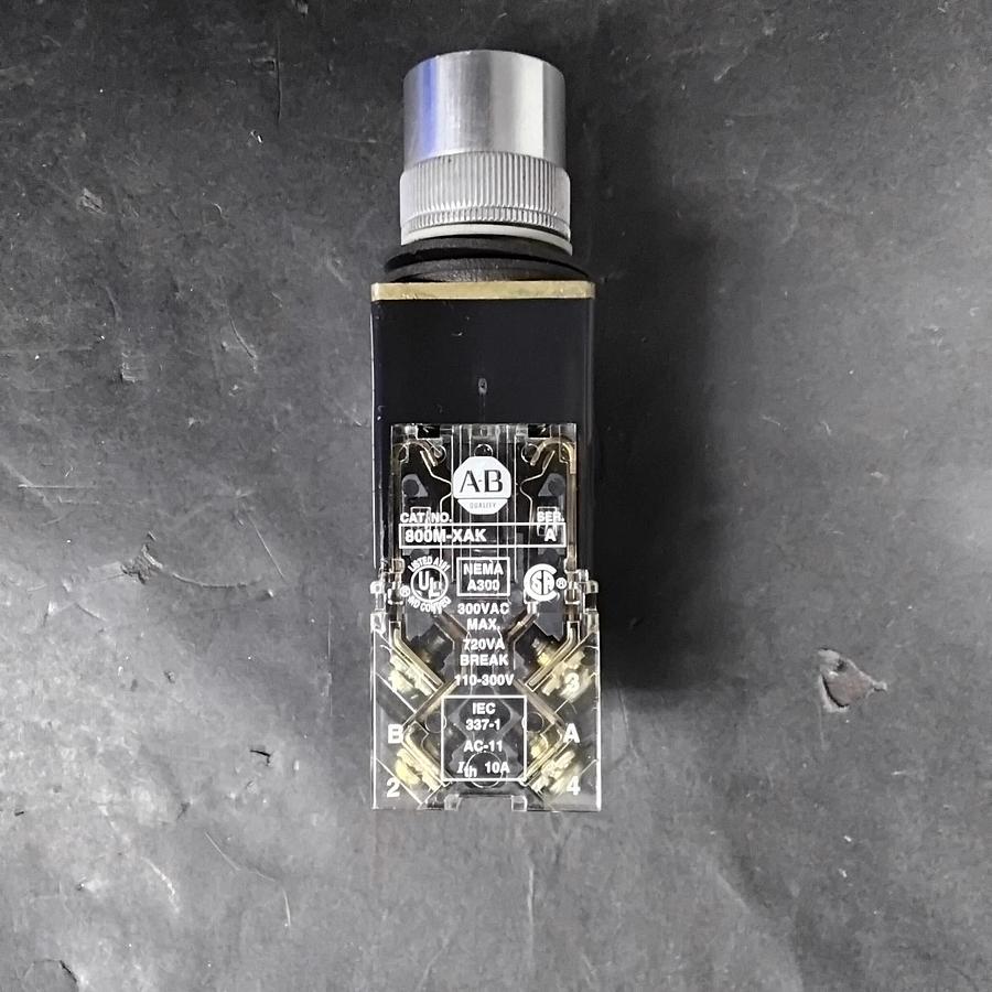 Used ALLEN BRADLEY 800MR-PA16S SER D ORANGE PILOT LIGHT ($20 OBO)