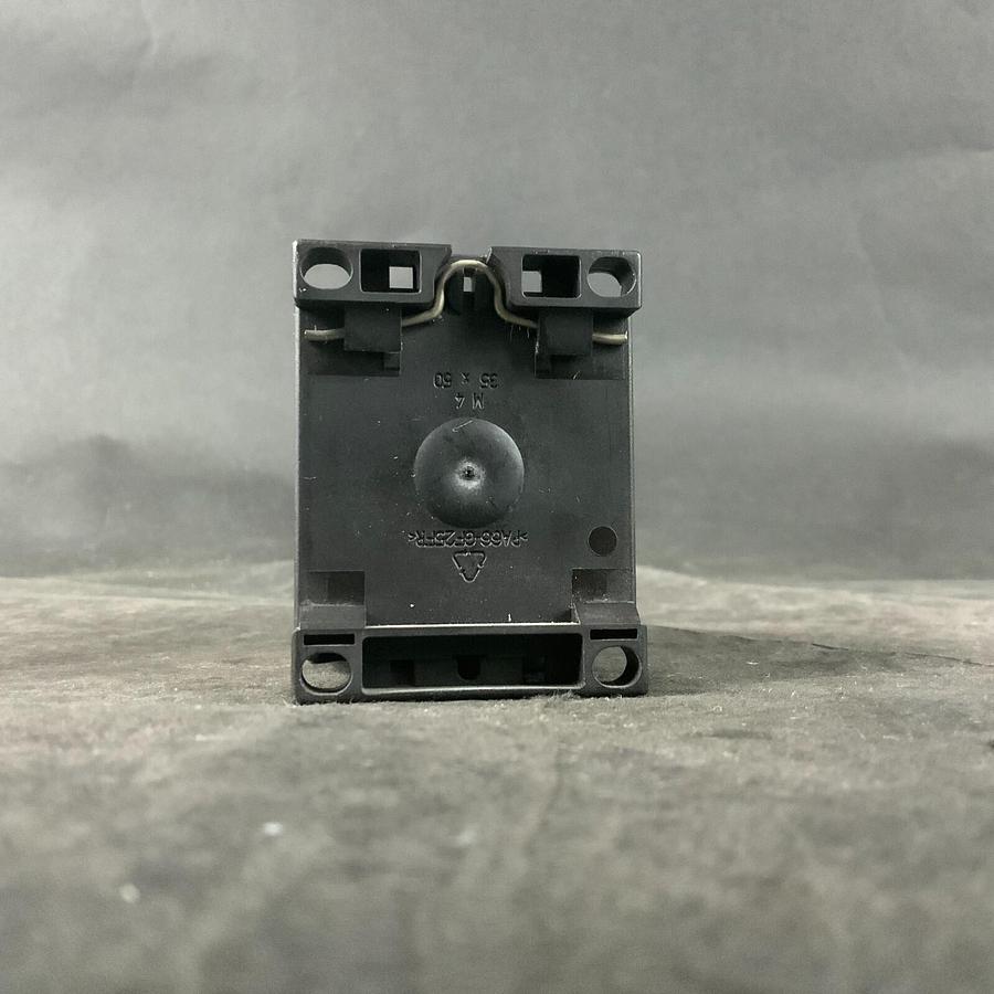 Used SIEMENS 3RT1016-1BB42 CONTACTOR ($30 OBO)