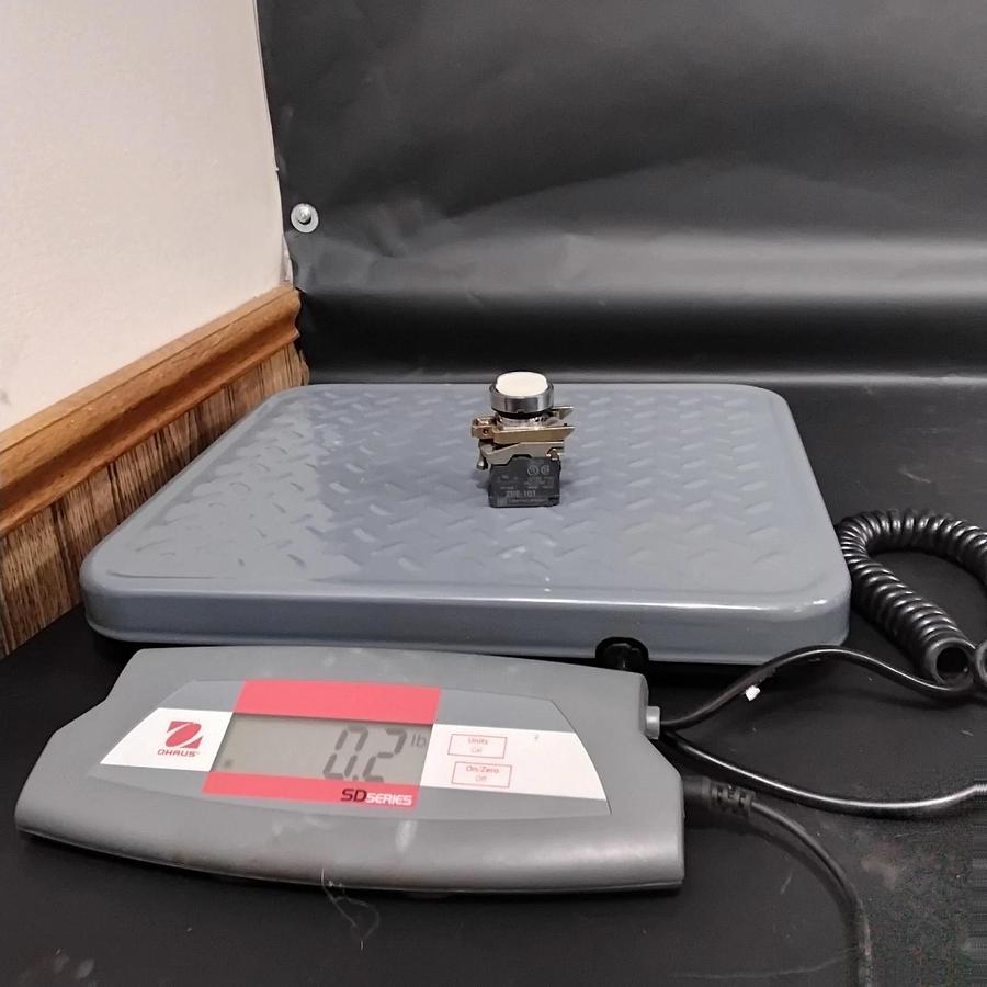 Used TELEMECANIQUE ZBE-101 WHITE PUSHBUTTON ($15 OBO)