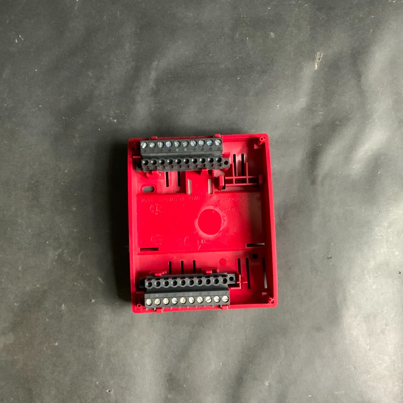 SCHNEIDER 007309020 TERMINAL PART ($30 OBO)