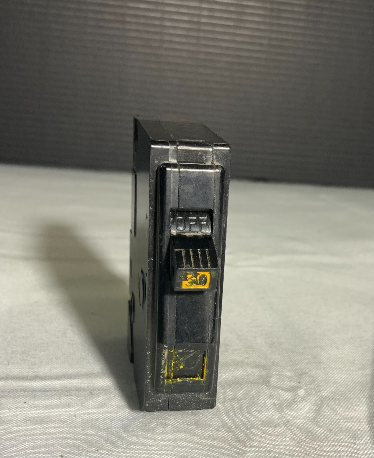 Used SCHNEIDER QO130 ($19.99 OBO)