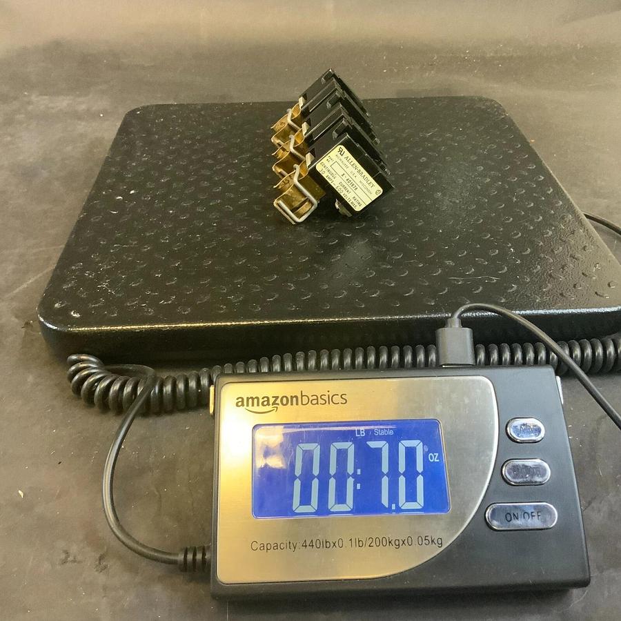 Used ALLEN BRADLEY X-401978 FUSE HOLDER ($10 OBO)