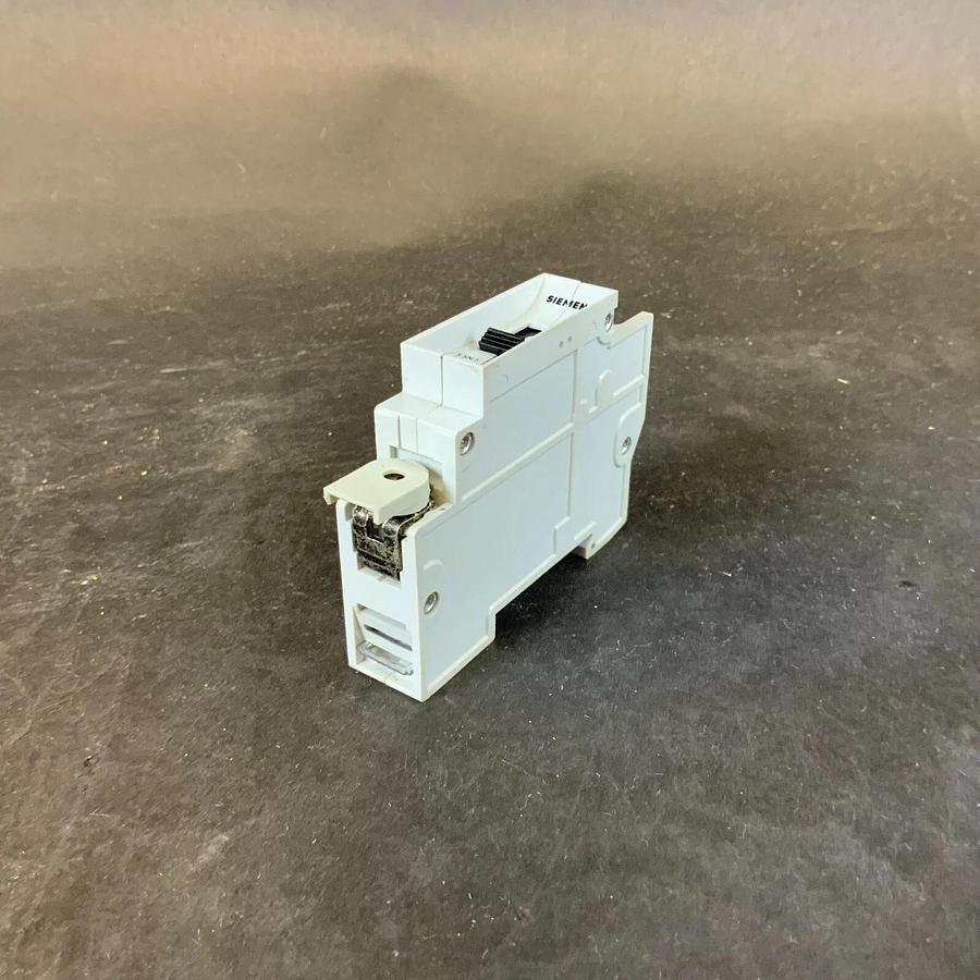 Used SIEMENS 5SN1 G2A CIRCUIT BREAKER ($10 OBO)