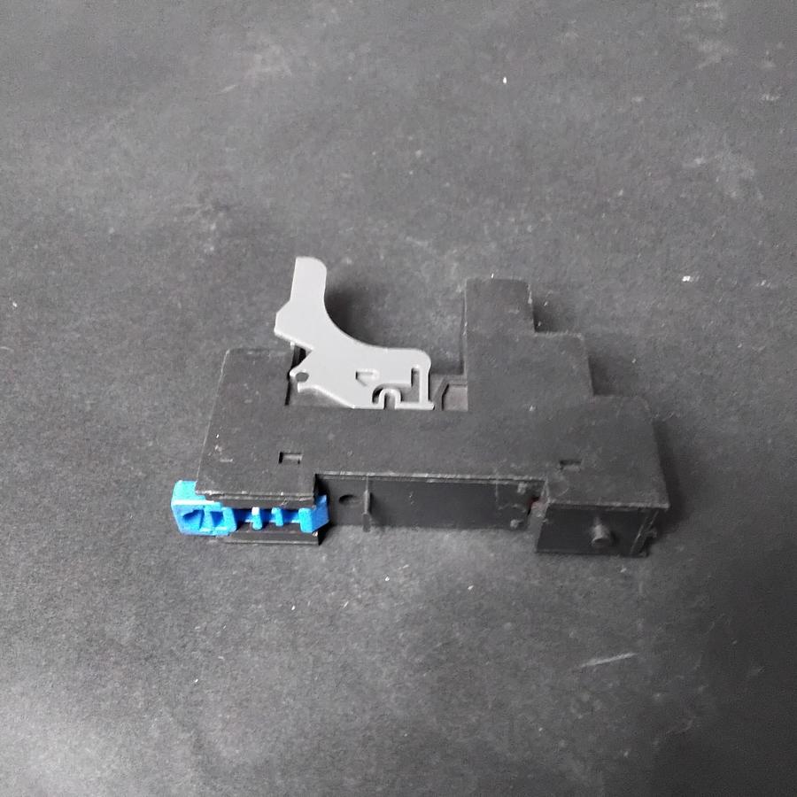 Used IDEC SJ1S-07L RELAY ($8 OBO)