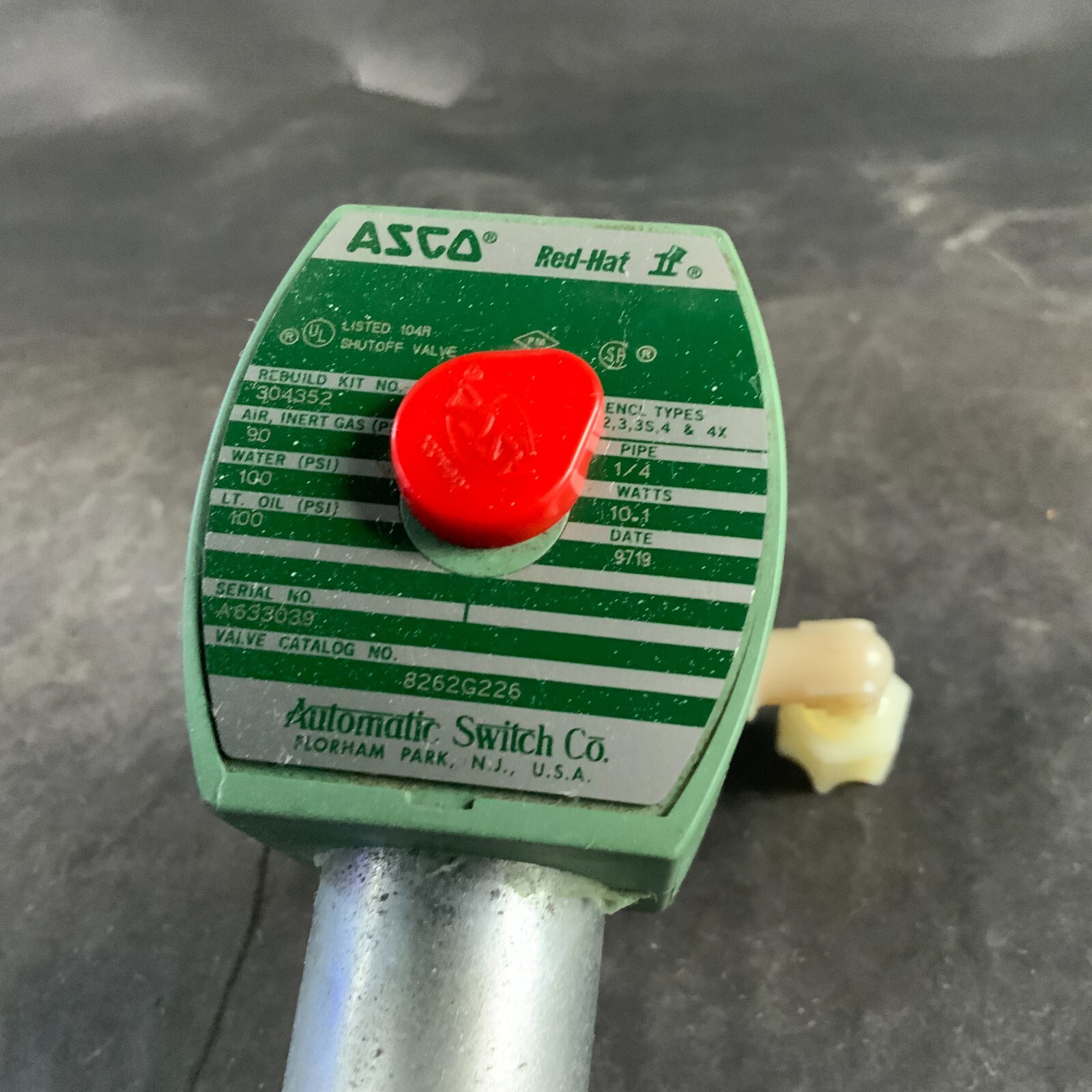 Used ASCO RED-HAT 8262G22G VALVE ($80 OBO)