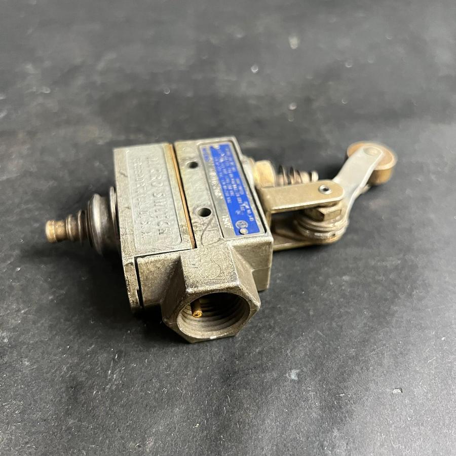 Used HONEYWELL BZE6-2RQ2 MICRO SWITCH ($30 OBO)