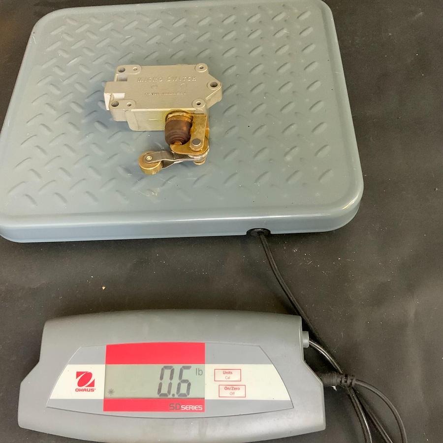 Used HONEYWELL MICROSWITCH BAF1-2RN2-RH SNAP ACTION ROLLER SWITCH ($60 OBO)