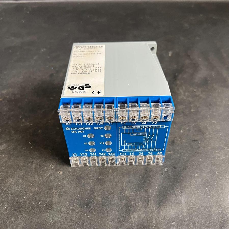 Used SCHLEIGER SNL 1001-17 SAFETY RELAY ($140 OBO)