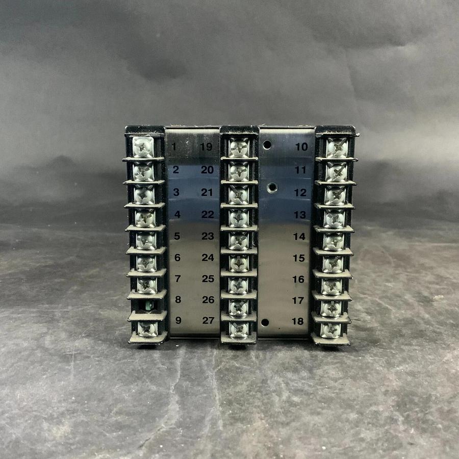 Used WATLOW P45A-1CAZ-AJAJ TEMPERATURE CONTROLLER ($145 OBO)