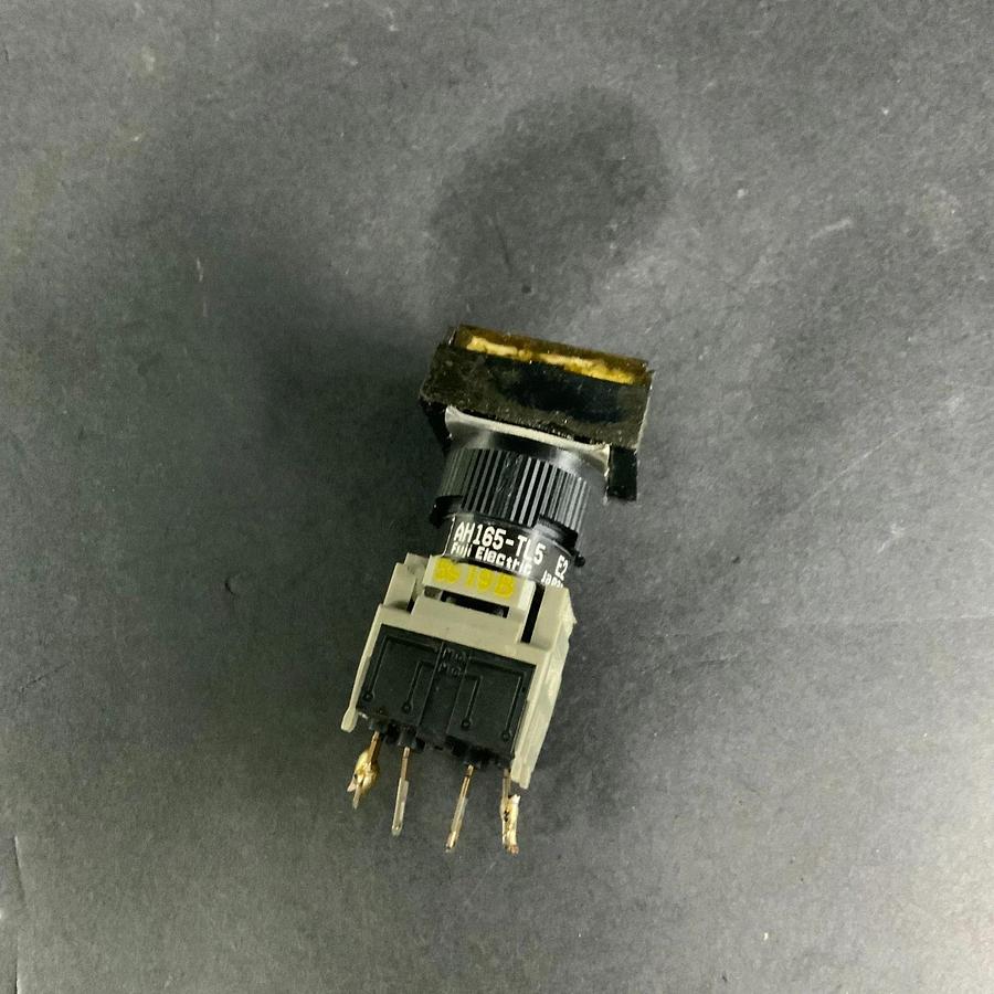 Used FUJI ELECTRIC AH165-TL5 PUSHBUTTON ($20 OBO)