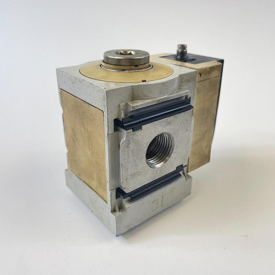 Used FESTO MS6-FRM-1/2-AD1 BRANCHING MODULE PNEUMATIC AIR DISTRIBUTION INDUSTRIAL