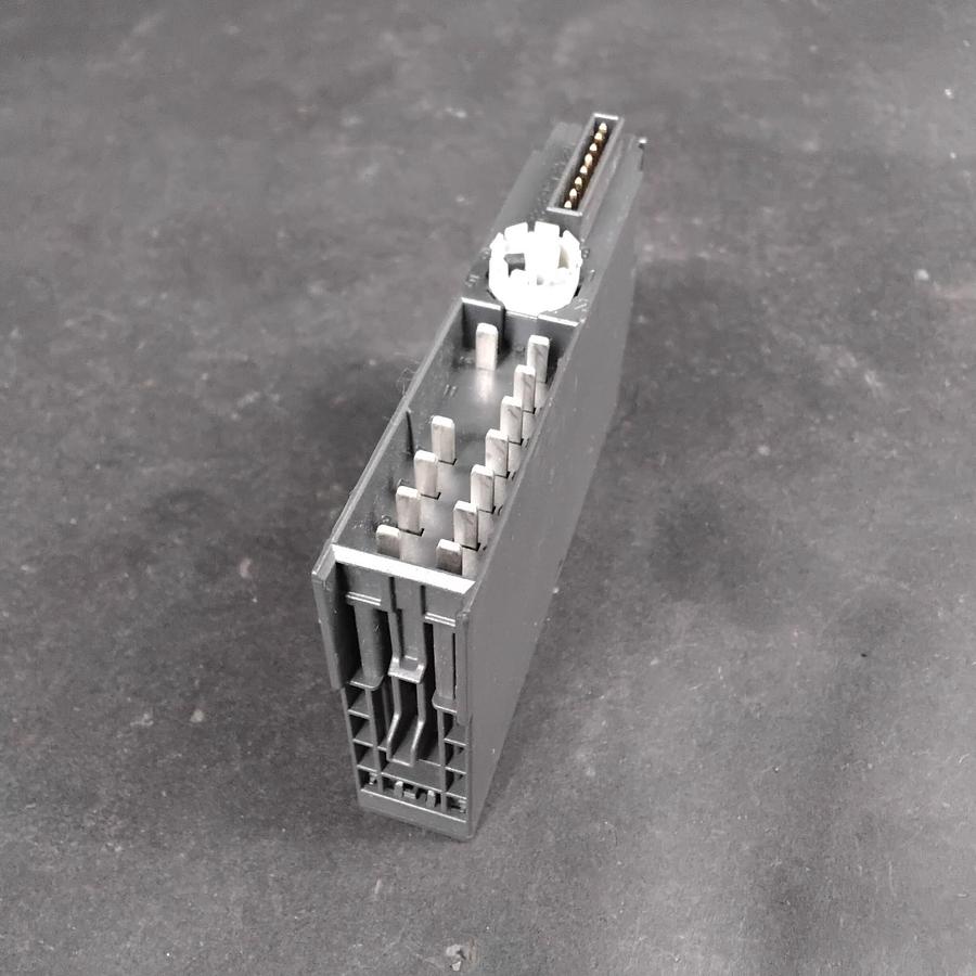 Used SIEMENS 6ES7 131-4EB00-0AB0 ELECTRONIC MODULE ($13 OBO)