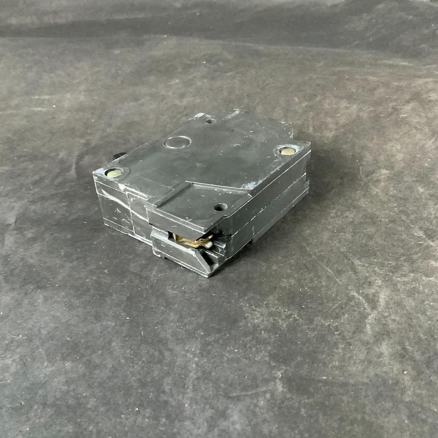 Used GE RT-690 30A 1 POLE CIRCUIT BREAKER ($10 OBO)