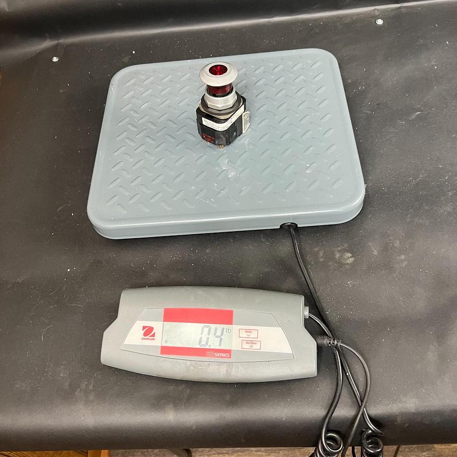 Used ALLEN BRADLEY 800T-PT16 RED PUSHBUTTON ($22 OBO)