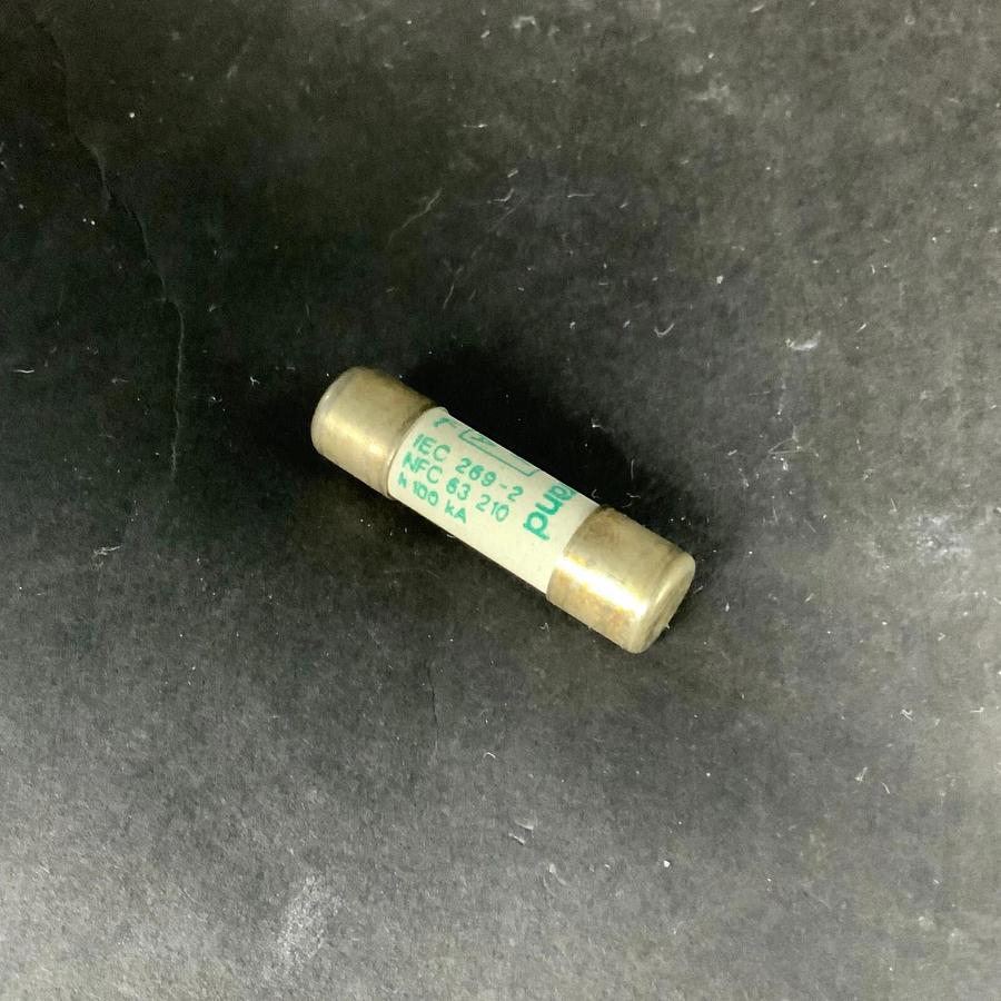 Used LEGRAND AM 20A 10x38 FUSE - SET OF 2 ($12 OBO)