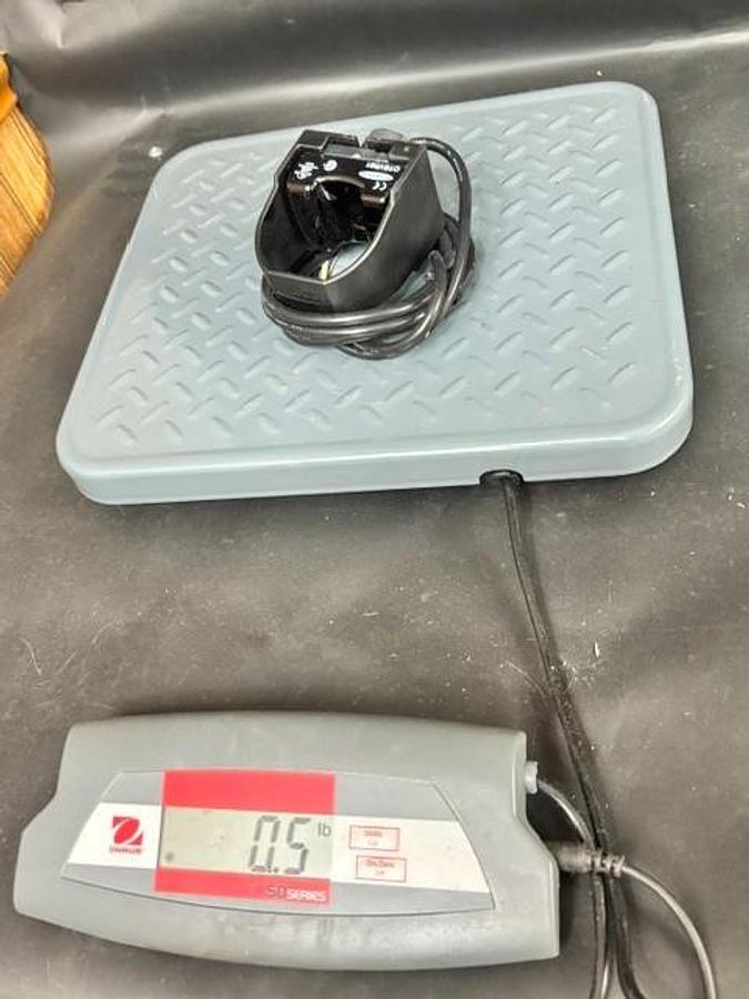 Used BANNER ENGINEERING OTBVR81 TOUCH BUTTON SENSOR SWITCH