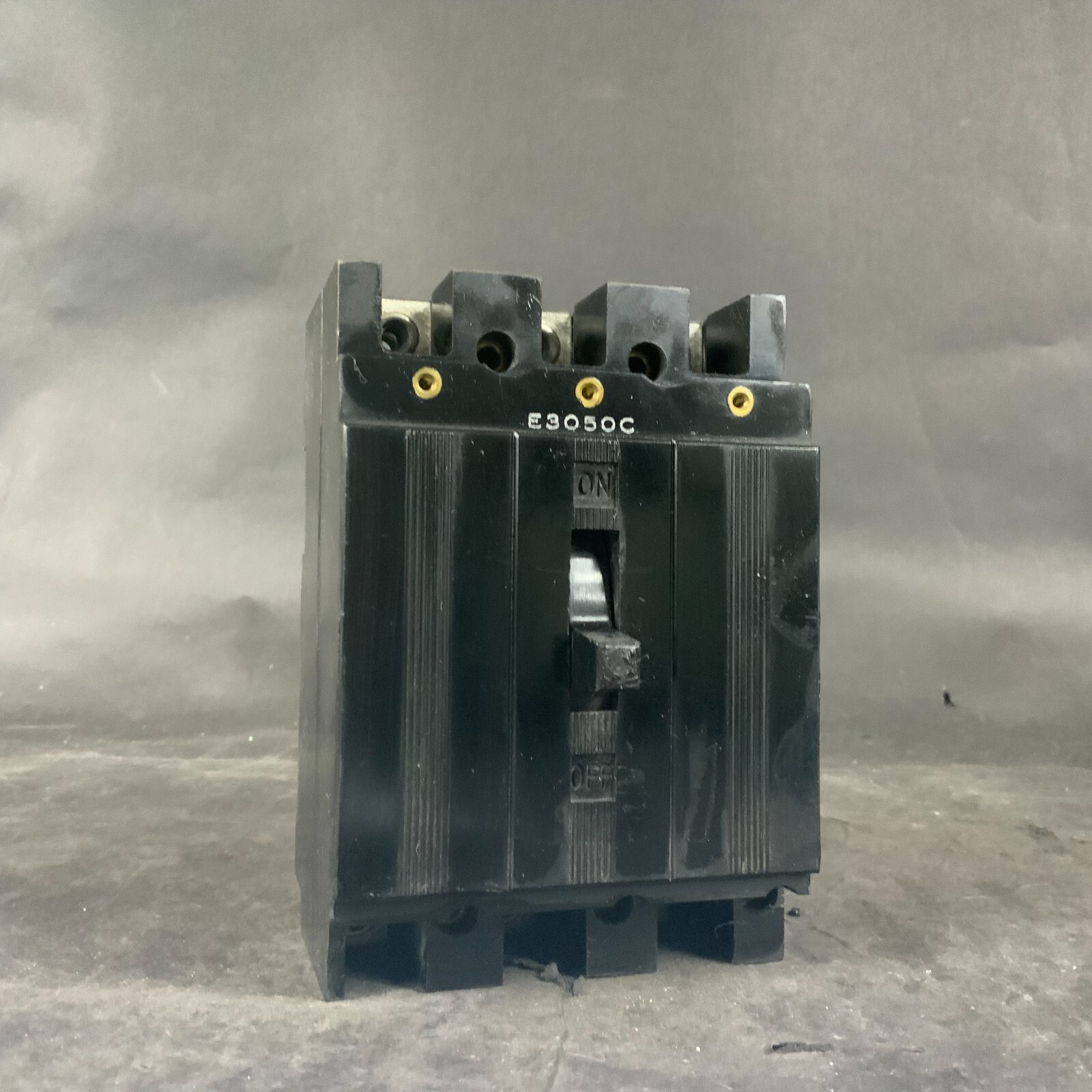 Used WESTINGHOUSE E3050C CIRCUIT BREAKER ($30 OBO)
