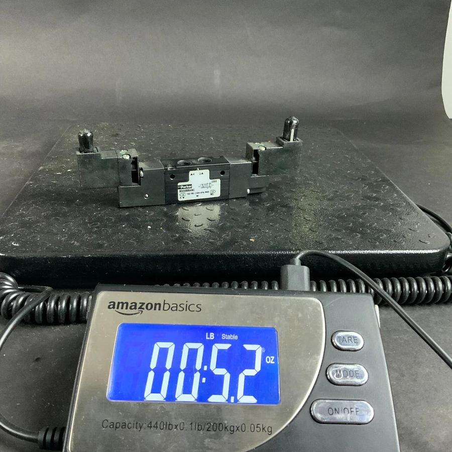 Used PARKER B320BB549C SOLENOID VALVE ($90 OBO)