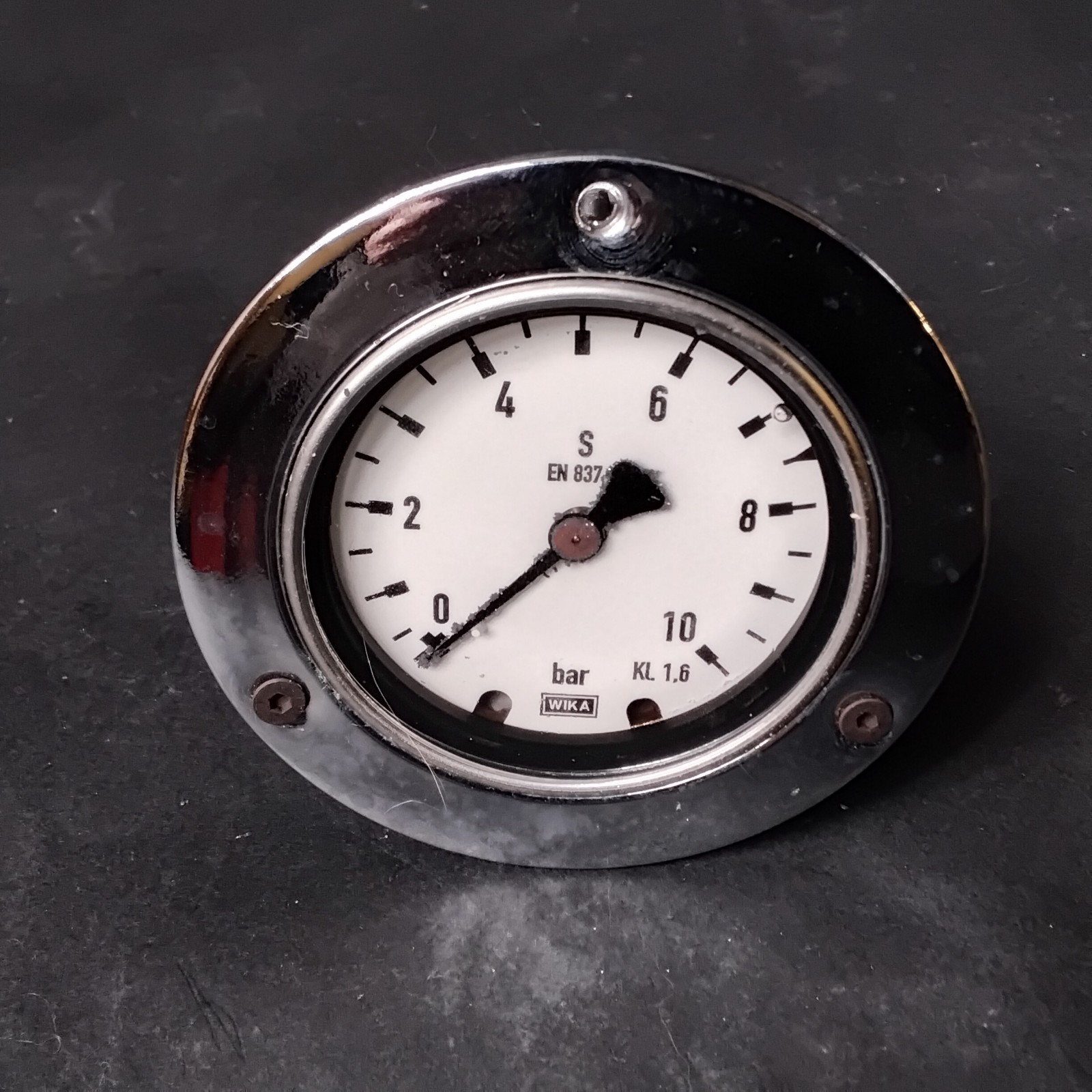 Used WIKA EN 837-1 PRESSURE GAUGE 0-10  ($25 OBO)