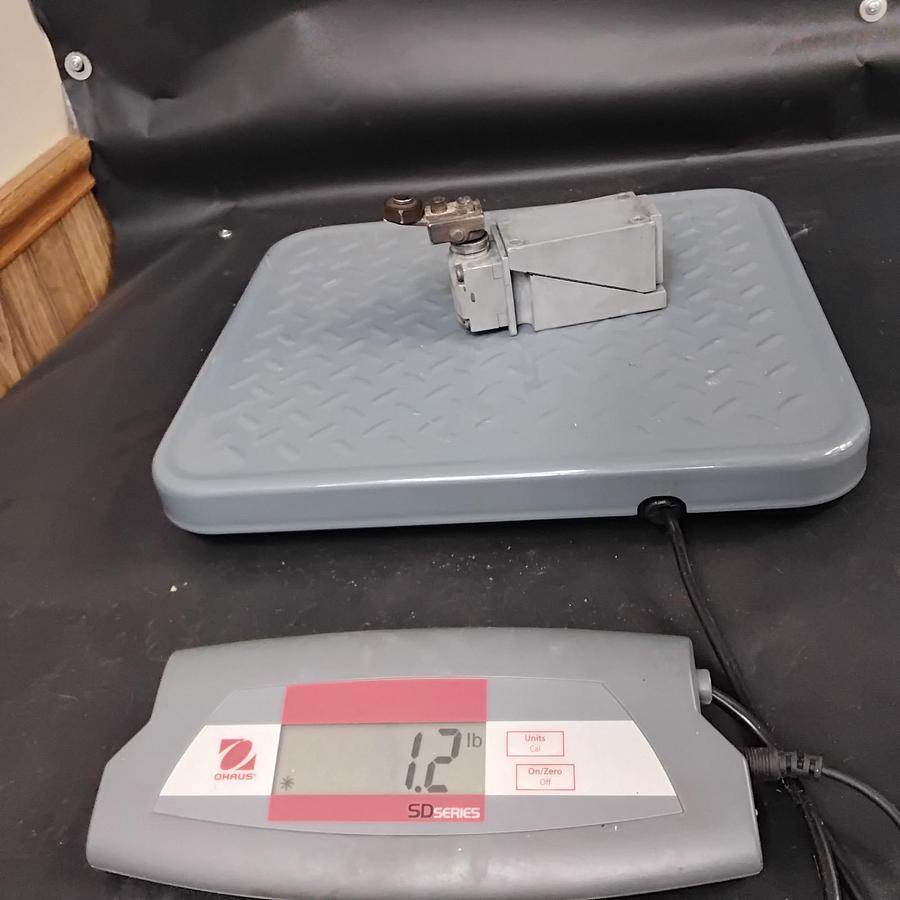 Used ALLEN BRADLEY 802T-HP OILTIGHT LIMIT SWITCH ($95 OBO)