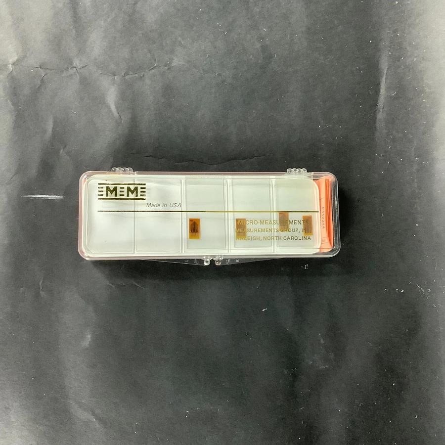 MICRO-MEASUREMENTS CEA-09-062UV-350 PRECISION STRAIN GAUGE - LOT OF 4 ($20 OBO)
