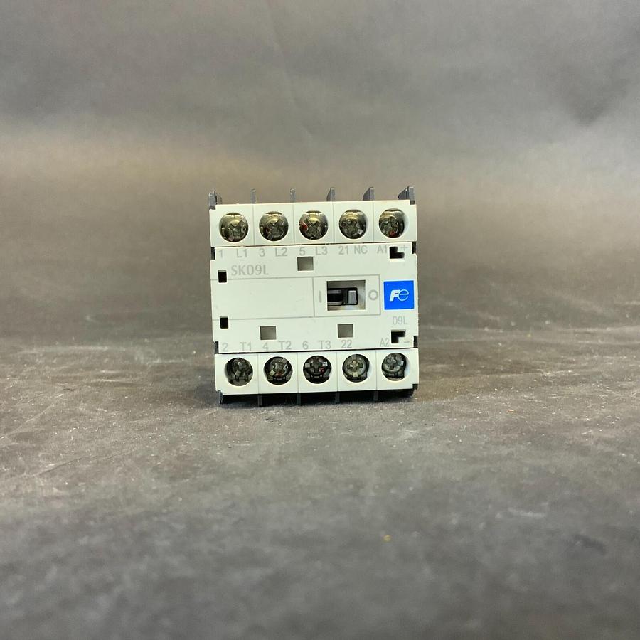 Used FUJI SK09L CONTACTOR  ($60 OBO)